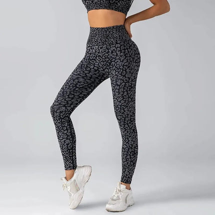 Women's Seamless Leopard Print Yoga Pants with Hip Lifting and High Waist Fitness Pants with High Elasticity PlatiNum