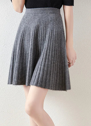 Korean Skirt 100% Merino Wool Women's Knitted Mini Skirt Autumn and Winter Women's Fashion Solid Color Small Umbrella Skirt PlatiNum
