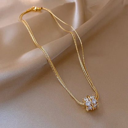 2024 Collana con pendente a cerchio in zircone con catena color oro multistrato di nuovo design per accessori di gioielli di lusso da donna per la festa nuziale