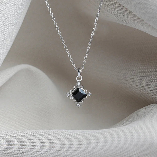 VOQ Silver Color Black Square Necklace Women's Fashion Temperament Birthday Student Friendship Gift Jewelry Necklace for Women PlatiNum