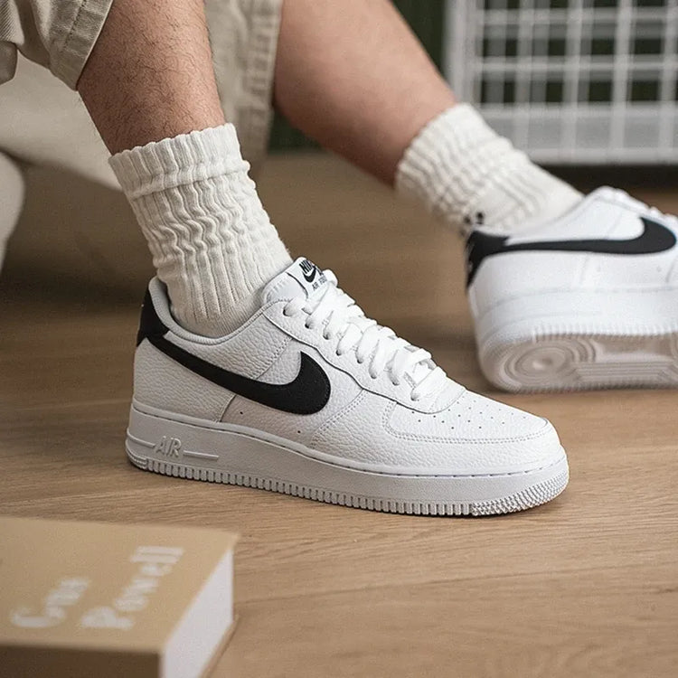 Nike Men's Classic Leather Low-Top Board Shoes CT2302-100 Fashionable Versatile Comfortable Retro Street Style Anti-Slip