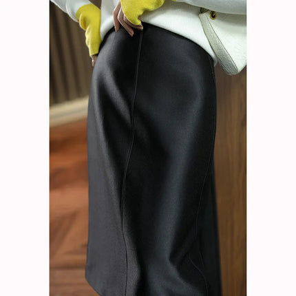 High-end Black and White Temperament Commuting Hip Skirt Looks Thin Medium Length Silk Wool Skirt 53% Wool 47% Mulberry Silk PlatiNum
