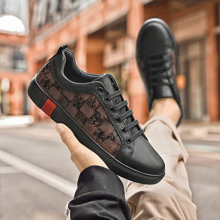 Europe New Shoes for Men Genuine Leather Casual Shoes Cool Black Flat Skateboard Shoes Street Fashion Sneakers