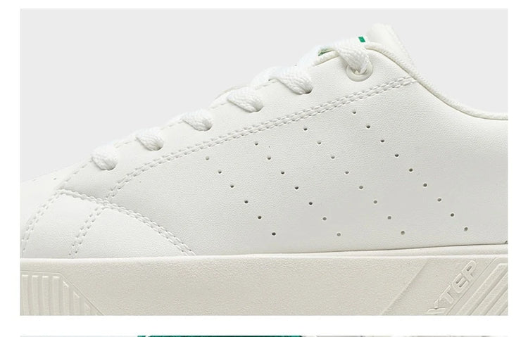 Xtep Scarpe da skateboard per donna 2025 Estate Leggero Durata Tempo libero Moda Lace Up Street Stlye Scarpe 874118310012