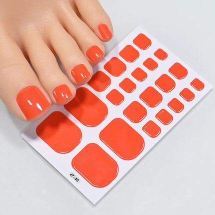 22Tips Red Christmas Baking Free Toenail Sticker Glossy Solid Color Self-adhesive Toe Nail Strips Festival Full Cover Foot Wraps2028