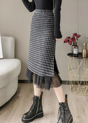 Woolen plaid skirt autumn and winter 2025 new plaid foreign style small man a word hip wrap medium and long skirt PlatiNum