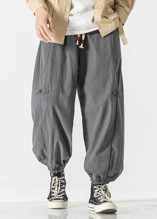 Pantaloni da uomo caldi di vendita autunno stile cinese pantaloni larghi larghi vintage moda uomo pantaloni lanterna con coulisse Harajuku solidi