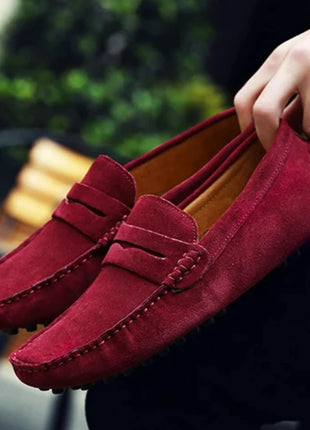 Scarpe casual da uomo fatte a mano Mocassini morbidi Scarpe da guida leggere Moda Slip on Flats Mocassini di alta qualità Scarpe da uomo antiscivolo