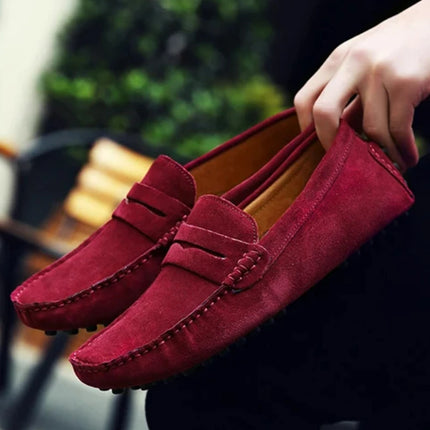 Scarpe casual da uomo fatte a mano Mocassini morbidi Scarpe da guida leggere Moda Slip on Flats Mocassini di alta qualità Scarpe da uomo antiscivolo