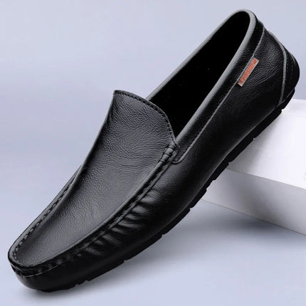 Scarpe casual da uomo in vera pelle Mocassini da uomo di marca di lusso Mocassini Slip traspiranti su scarpe da guida italiane Chaussure Homme