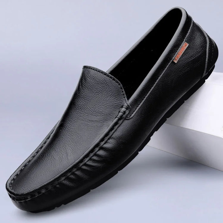 Scarpe casual da uomo in vera pelle Mocassini da uomo di marca di lusso Mocassini Slip traspiranti su scarpe da guida italiane Chaussure Homme