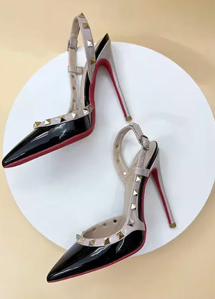 Nuovi tacchi alti europei e americani sexy vino rosso per le donne tacchi sottili punta a punta, bocca poco profonda, sandali con scarpa singola rivettata