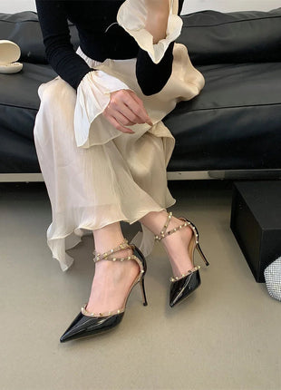 Sandali Donna alla Moda con Rivetti, Nuovo Stile Primavera 2026, Tacchi Alti con Cinturino Sottile, Eleganti Décolleté Color Nude per Estate Autunno platinumshop