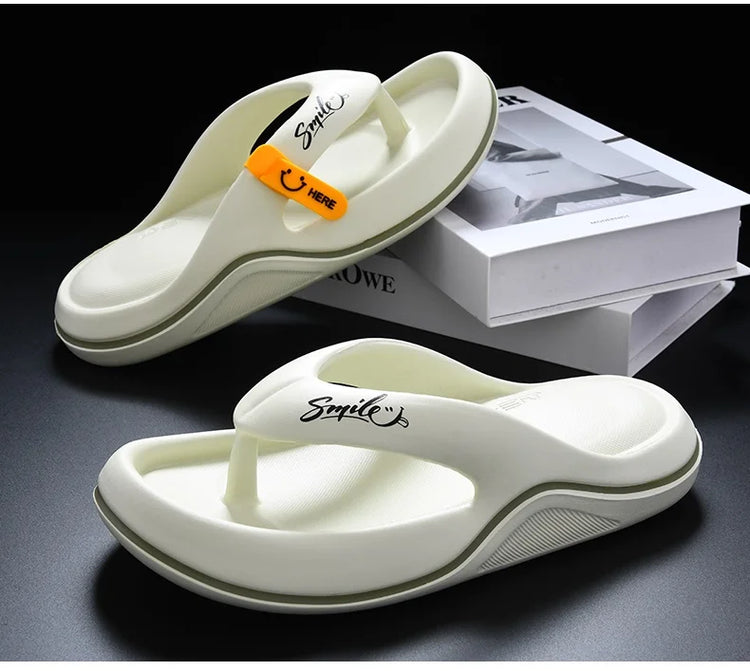 Pantofole da donna per uomo nuovo Infradito Sandali da spiaggia per interni ed esterni Scivoli con fondo super morbido Pantofole da uomo con suola spessa antiscivolo