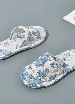 Nuove pantofole da casa Scarpe da pavimento floreali in morbido cotone Pantofole da interno antiscivolo leggere alla moda Pantofole da coppia per camera da letto