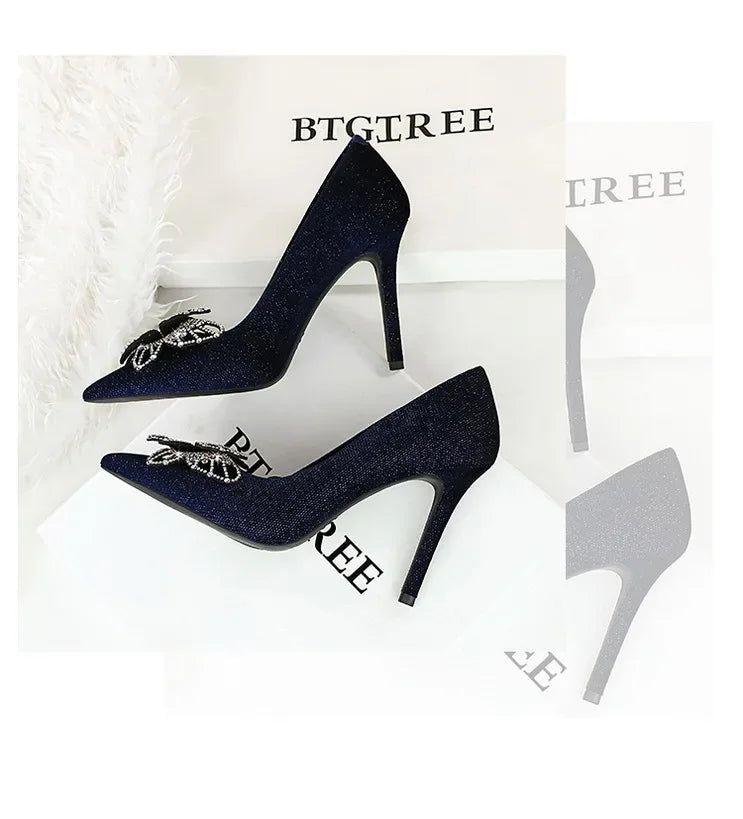 NUOVE Décolleté da donna con strass Tacchi alti a farfalla 10 CM Tacchi a spillo da donna in pelle scamosciata Scarpe da banchetto di lusso Scarpe da sposa di moda