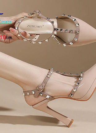 Scarpe con tacco sexy con rivetti Sandali con tacco alto da 10 cm Sandali con tacco alto da sera Sandali con tacco a spillo color nudo semplici con punta a punta platinumshop