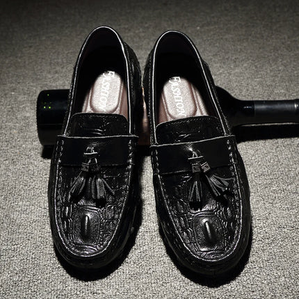 Mocassini da uomo di marca di lusso 2023 scarpe Casual in vera pelle mocassini con motivo a coccodrillo scarpe da uomo Plus Size 38-47 scarpe da guida