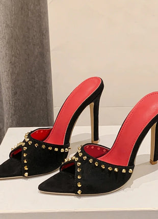 Liyke 2026 Mode d'été Rivet en métal Designer Talons hauts Chaussons femme Sexy Bout pointu Fête Stripper Chaussures Sandales