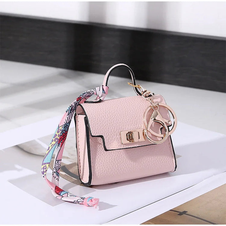 Brand Fashion Coin Purse Luxury Simple Flip Small Bag High-end Bag Pendant Exquisite Lock Silk Scarf Mini Lipstick Headphone Bag PlatiNum