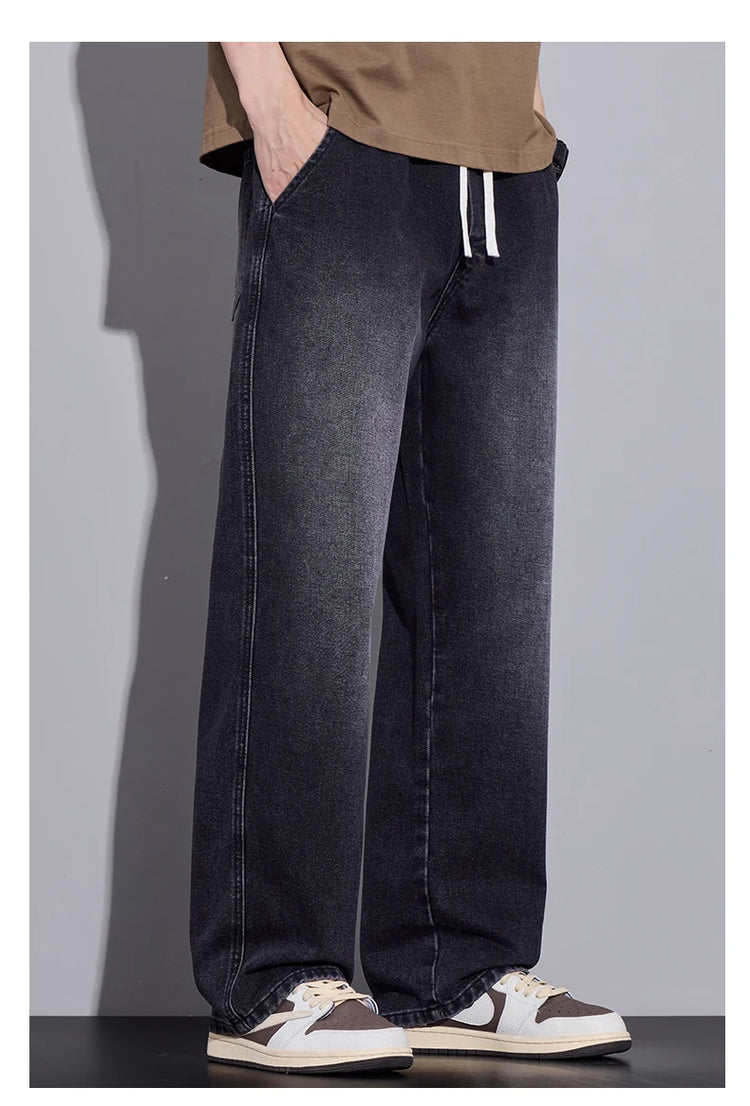 Abbigliamento da uomo Pantaloni a gamba larga Jeans larghi Streetwear Pantaloni in denim moda dritti