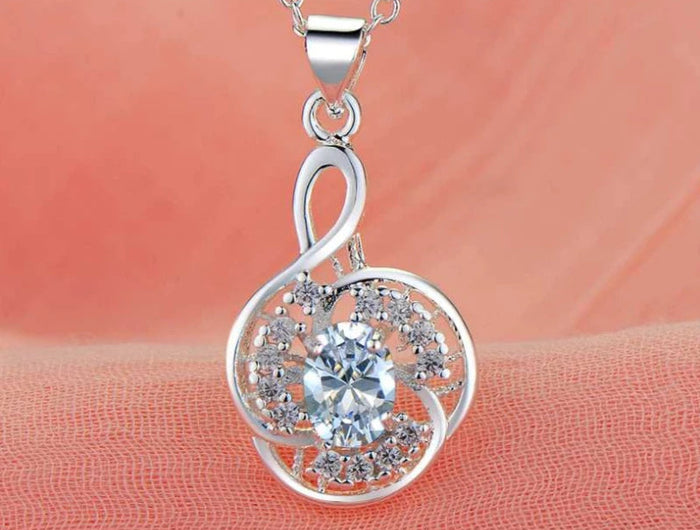 Collana con Ciondolo in Argento Sterling 925 con Zirconi per Donne, Gioielli di Alta Qualità per Matrimoni e Fidanzamenti, Regali di Moda per Feste PlatiNum