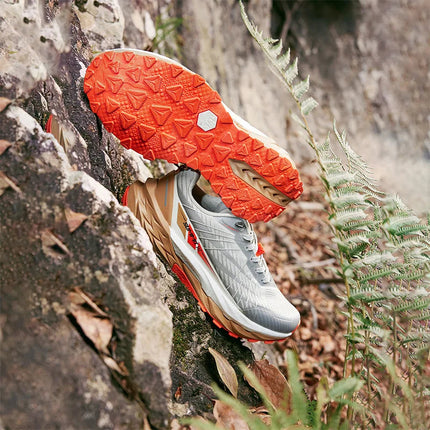 361 Degrees Yushan PRO Men Running Shoes Durable Hiking Cushioning Breathable Non-slip Outdoor Jogging Male Sneakers 672522250 PlatiNum