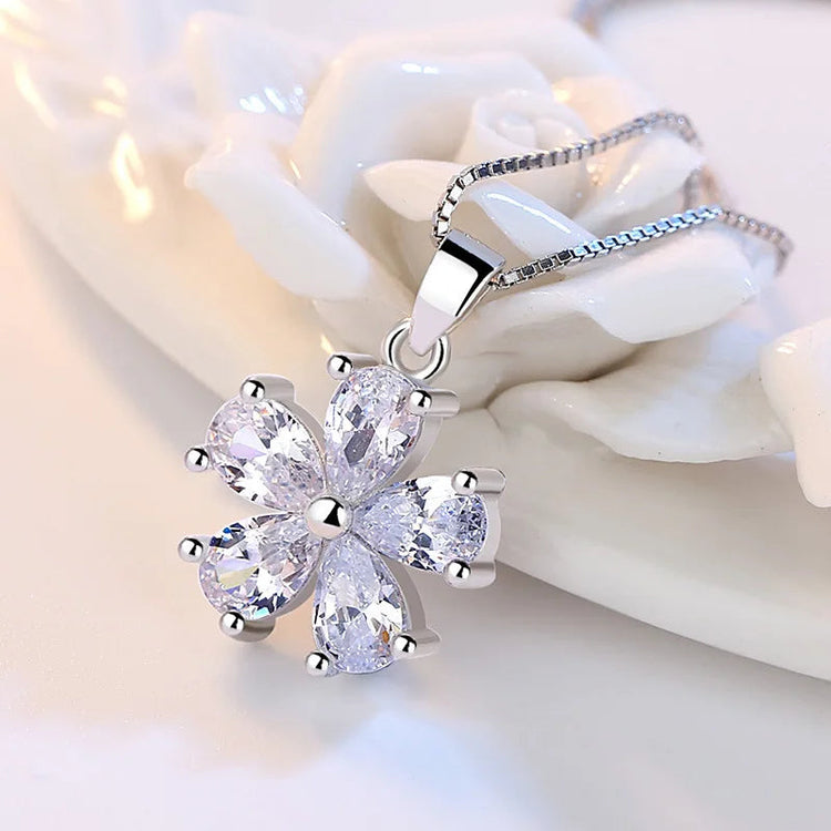Collana in Argento 925 con Zirconi per Donne, Gioielli Placcati Oro 18k, Ciondolo in Argento Sterling, Regalo per Feste di Compleanno PlatiNum