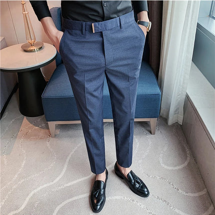 Pantaloni da abito da uomo primavera autunno Moda stile britannico Business Office Pantaloni eleganti da uomo Pantaloni da uomo slim fit a righe di alta qualità