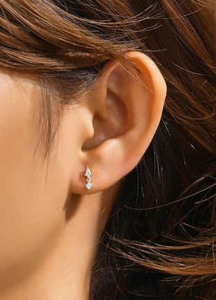 Orecchini con polsini piatti filettati con nappa tempestata di diamanti di nuovo stile, accessori per orecchie in stile europeo e americano. platinumshop