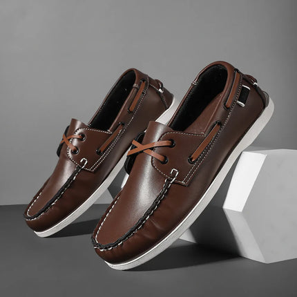 Scarpe mocassini da uomo alla moda con punta a grembiule, comode antiscivolo per passeggiate all'aperto, viaggi, primavera ed estate
