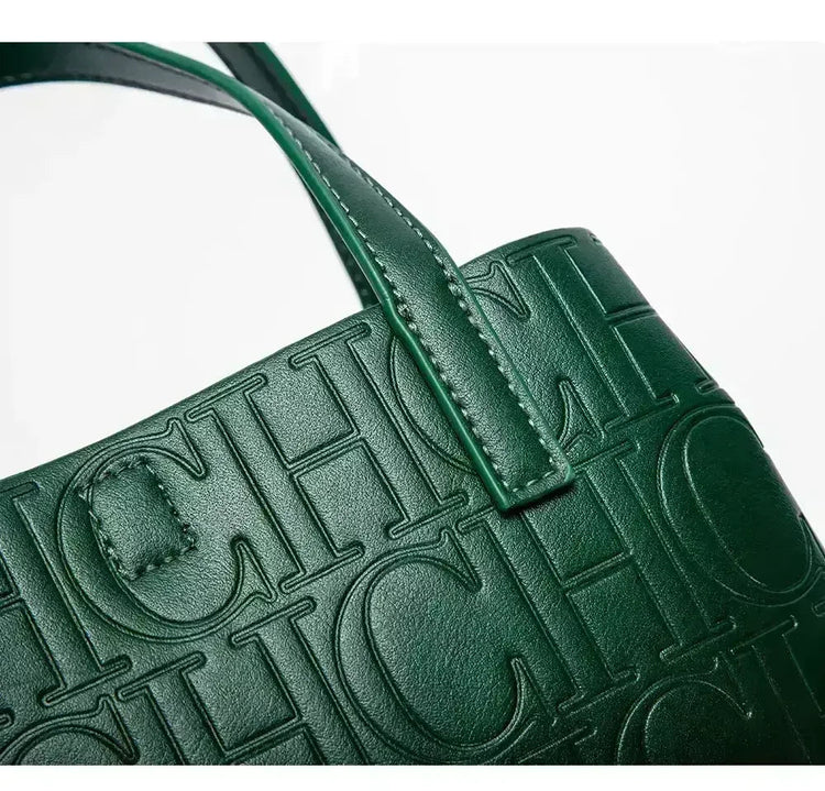 CH Large Capacity Handbag Luxury Brand Temperament Letter Print with Lock Design 2025 Trendy Women's Crossbody Bag PlatiNum