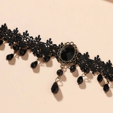 Vintag Classic Gothic Lace Choker for Women Black Crystal Pendant Charm Choker Necklaces Boho Clavicle Jewelry Christmas Gifts PlatiNum