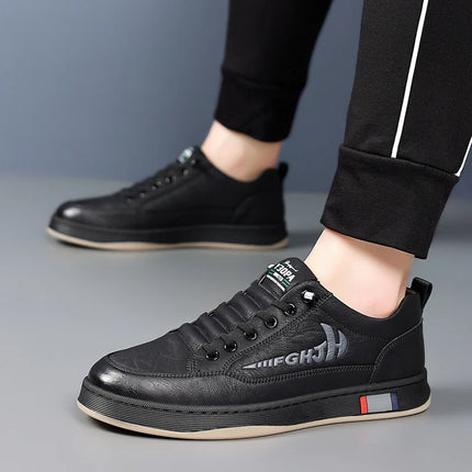 Scarpe casual da uomo alla moda Scarpe semplici da uomo retrò in vera pelle Scarpe da lavoro formali eleganti per pendolari Mocassini con consegna gratuita