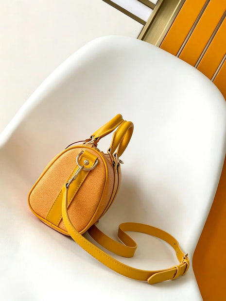 Borsa a Tracolla da Donna in Pelle Sintetica Liscia, Essenziale per l'Uso Quotidiano, con Superficie Esterna Morbida, Completamente Regolabile, Tracolla Regolabile, Manico per Trasporto a Mano, Ideale per Uso Casual e Quotidi