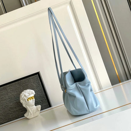Borsa a secchiello mini in morbida pelle azzurra, borsa a tracolla di lusso multiuso