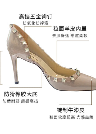 scarpe da donna di marca di lusso Sandali da donna Rivetti estivi Tacchi alti Lato vuoto Scarpe da donna da ballo in pelle moda femminile da donna