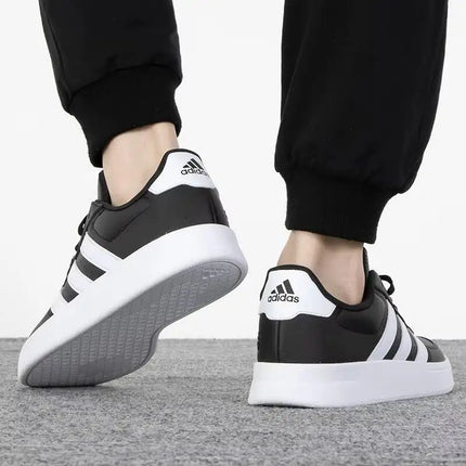 Nuove Scarpe da Tennis Adidas 2026 HP9425 per Uomo, Sneakers Casual Bianche e Nere