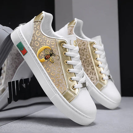 Men Sports Shoes Non Slip Breathable Comfortable Walking Shoes for Men Outdoor Casual Sneakers White Durable Skateboard Shoes
