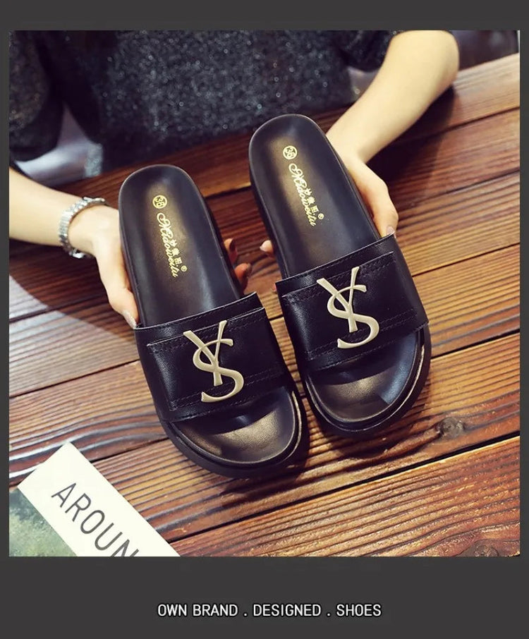 2025 Summer New Women's Fashion Letter Designer Sandals Casual Thick Bottom Round Toe Leather Beach Shoes Женские Сандалии PlatiNum