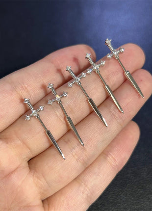 New Fashion Love Wings Cross Acciaio inossidabile Osso dell'orecchio Chiodo Zircone lucido Orecchino con filo alla moda per le donne Accessorio per piercing al corpo platinumshop