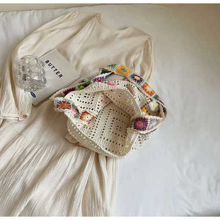 Borsa tote da donna in stile boho con motivo floreale all'uncinetto, borsa a tracolla in maglia intrecciata di grande capacità, borsa da spiaggia estiva per ragazze