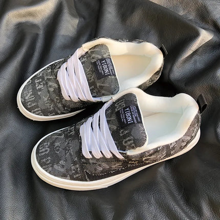 Black Gray Low-top Thick Shoe Tongue Skateboard Shoes Large Size Men Women Couple Versatile Sports Trend Versatile Board Shoes