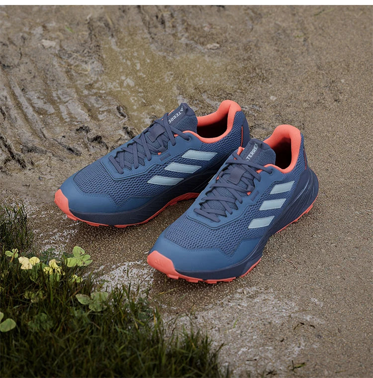 Scarpe da trail running da uomo originali Adidas TRACEFINDER IE5908