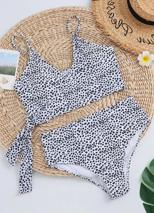 Costume da bagno bikini da donna verde a pois a vita alta brasiliano push-up con lacci e bendaggio, nuovo modello 2026, per la spiaggia PlatiNum