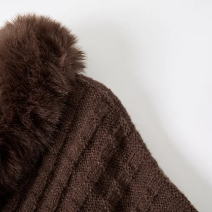 European and American Fall/Winter New Arrival Knitted Pattern Women's Wraparound Faux Fur Collar Pullover Loose Oversized Cape