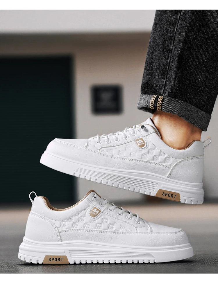 Men's Flat Casual Shoes Spring Breathable Soft-Sole Anti-Slip Outdoor Walking Shoes Youth Fashion White Shoes Sports Board Shoes