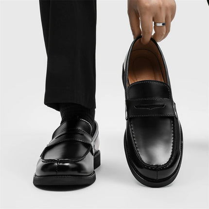 Scarpe casual fatte a mano Scarpe slip-on di vendita calde Mocassini eleganti da uomo in pelle Mocassini comodi di lusso Scarpe da lavoro da passeggio maschili