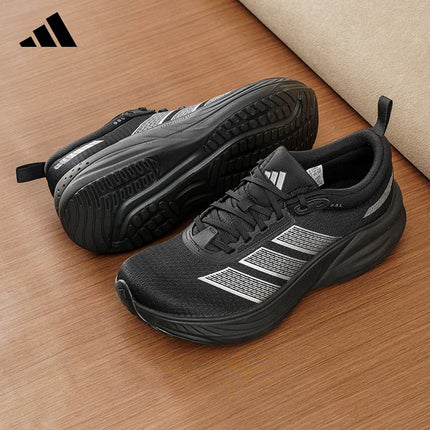 Adidas KJ4606 Scarpe da Corsa Uomo in Rete Traspirante con Lacci, Suola in Gomma Confortevole, Sneakers Atletiche