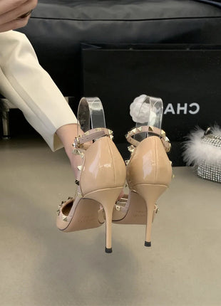 Sandali Donna alla Moda con Rivetti, Nuovo Stile Primavera 2026, Tacchi Alti con Cinturino Sottile, Eleganti Décolleté Color Nude per Estate Autunno platinumshop